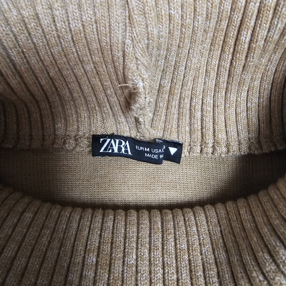 Zara Tan Sleeveless Turtleneck Blouse - Picture 2 of 5